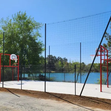 مكان تخييم Mobil Confortable Avec Terrasse - Api-1-52-727 *