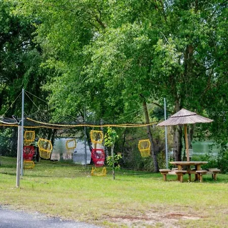 Mobil Confortable Avec Terrasse - Api-1-52-727 *